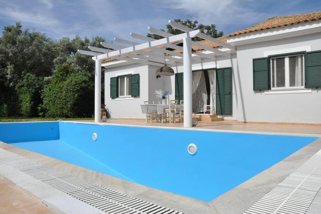 Villa Erietta Near Lefkas Center Apolpaina المظهر الخارجي الصورة