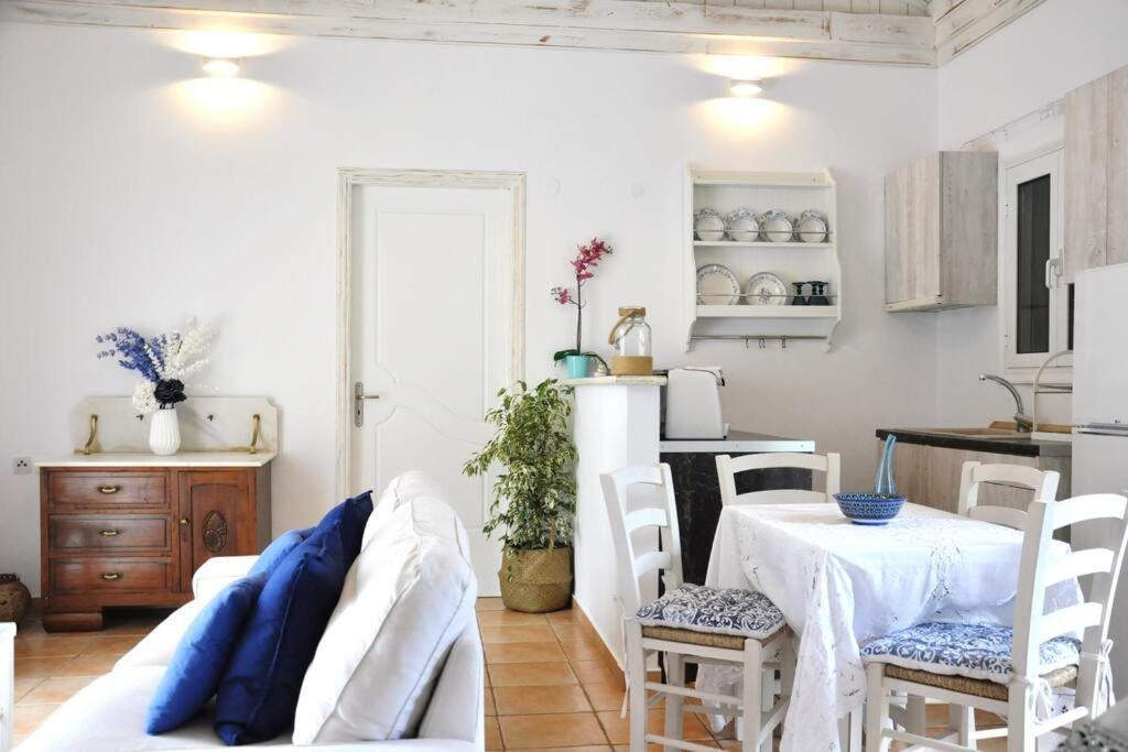 Villa Erietta Near Lefkas Center Apolpaina المظهر الخارجي الصورة