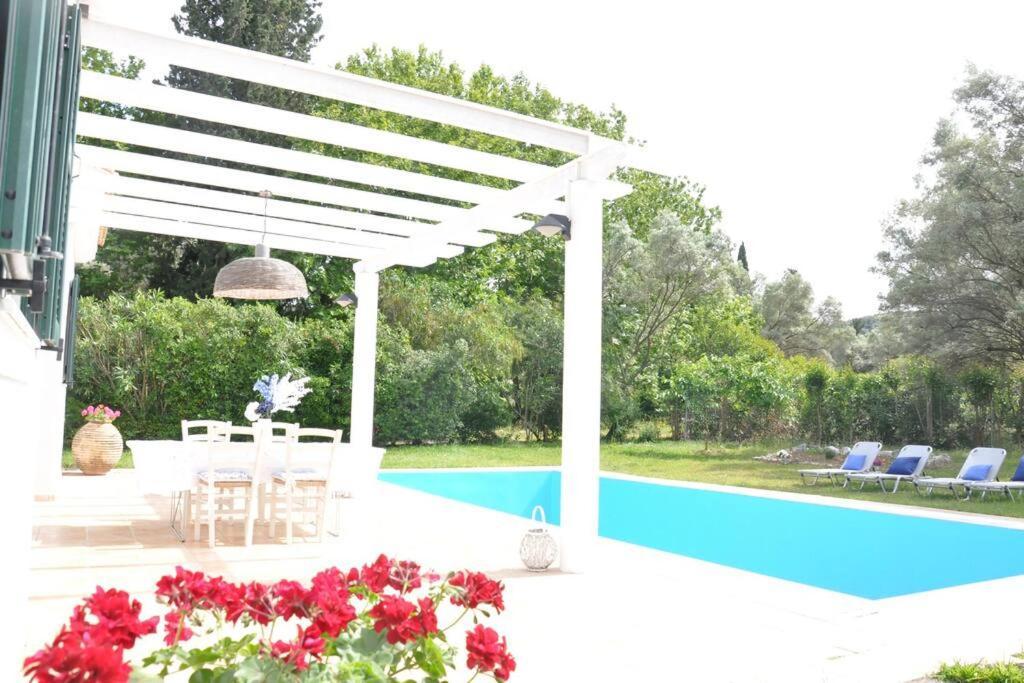 Villa Erietta Near Lefkas Center Apolpaina المظهر الخارجي الصورة